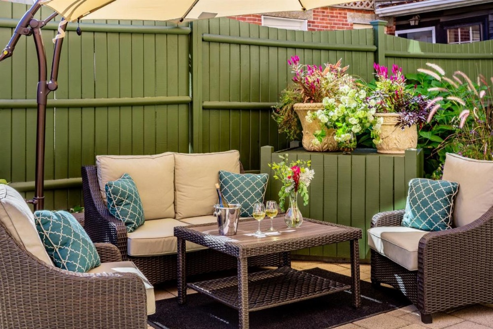 Suites at Belfast Bay